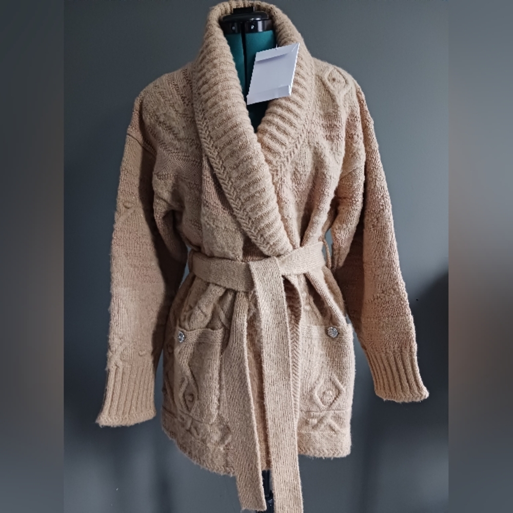 CHANEL Tan Cable Knit Cardigan